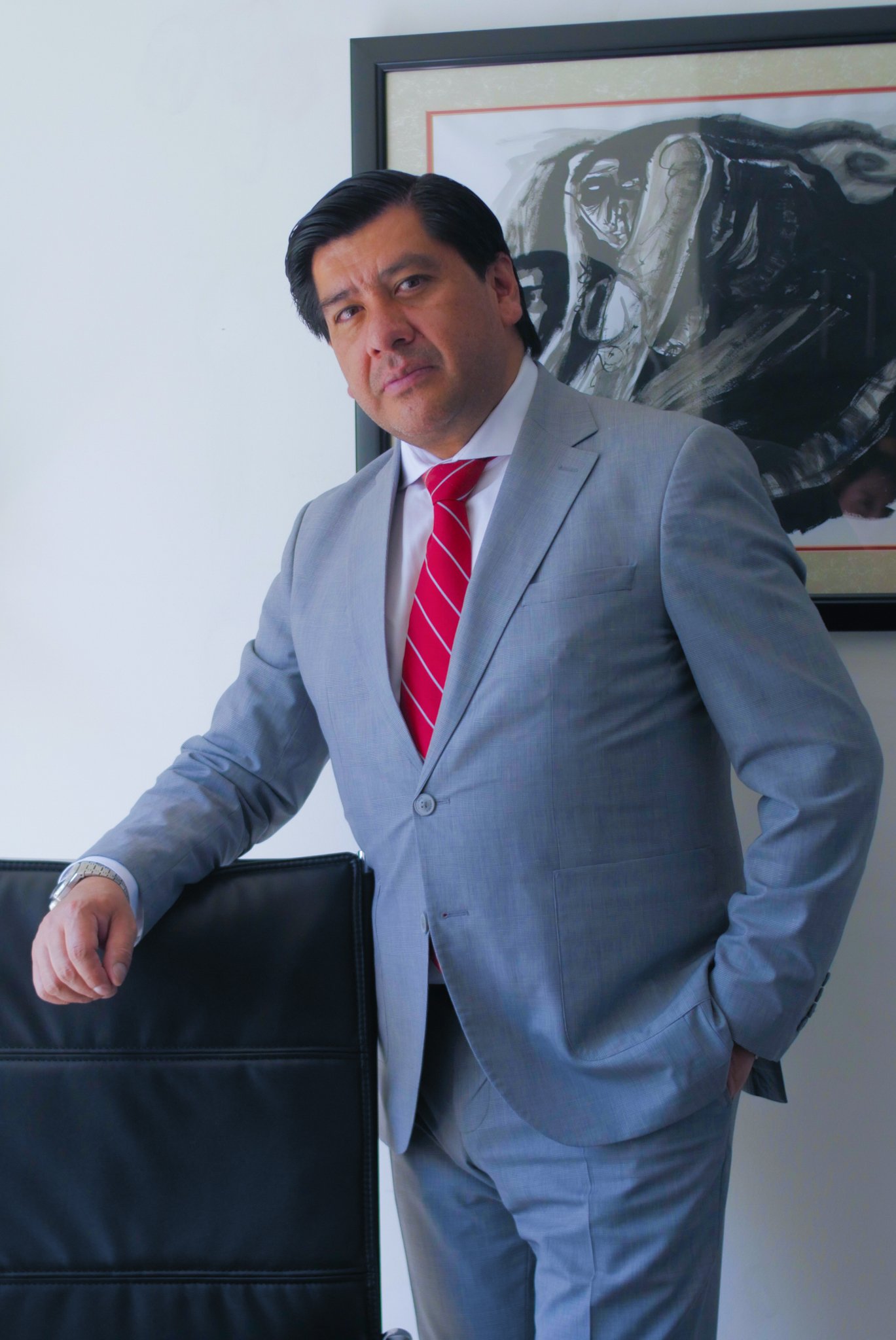 Diego Paredes González — Abogado Constitucionalista